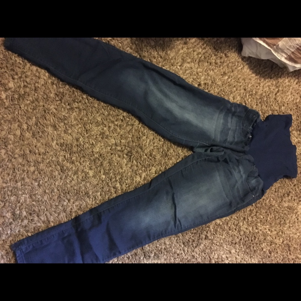 Dark wash skinny Maternity jeans